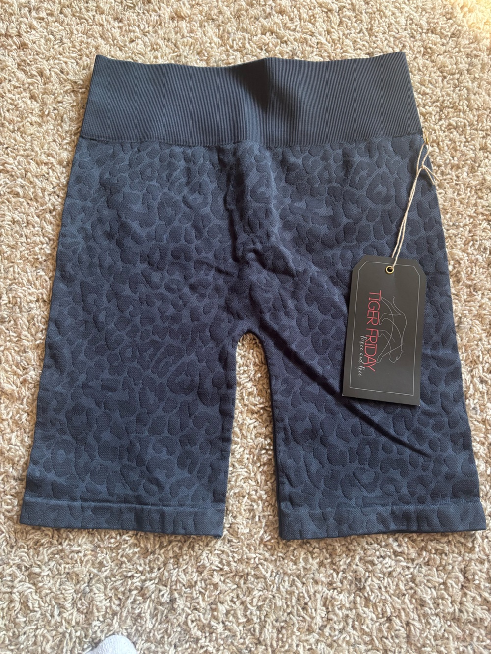 Tiger Friday Women's Black Bike Seamless Shorts - Textured Leopard Print